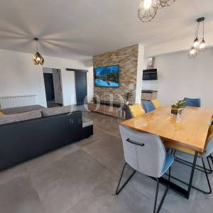 Lijepa prizemnica sa prostranom okućnicom 1900m2,LABIN