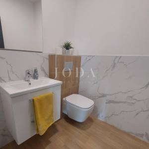 Lijepa prizemnica sa prostranom okućnicom 1900m2,LABIN