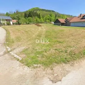 LIKA, OTOČAC, PROZOR- građevinsko zemljište 2000m2 u blizini rijeke Gacke za višestambene kuće- apartmane/ obiteljske kuće  / k...