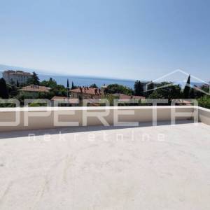 LOVRAN – Luksuzan stan s pogledom na more, 300 m od plaže!