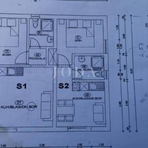 Lukovo kuća  sa 4 apartmana