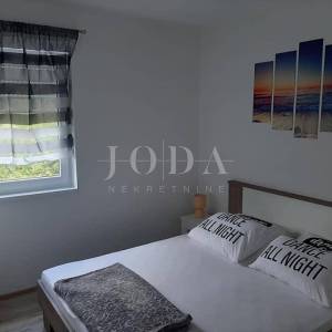 Lukovo kuća  sa 4 apartmana