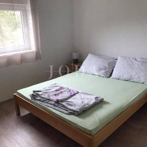 Lukovo kuća  sa 4 apartmana