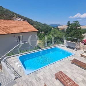 Lukovo kuća  sa 4 apartmana