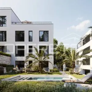 Luksuz i elegancija na 70 m od plaže – stan S2A – Okrug Donji, Čiovo