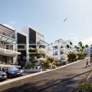 Luksuz i elegancija na 70 m od plaže – stan S2C – Okrug Donji, Čiovo