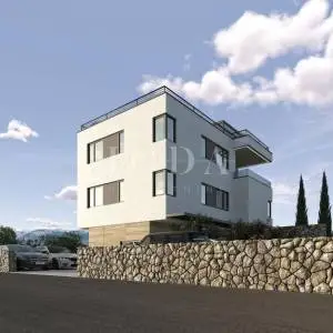 Luksuzan penthouse sa 100m2 krovne terase