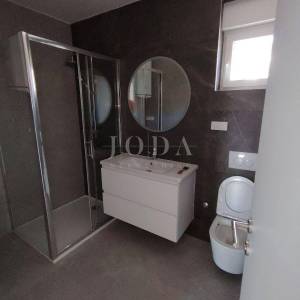 Luksuzna etaža u novogradnji 126m2