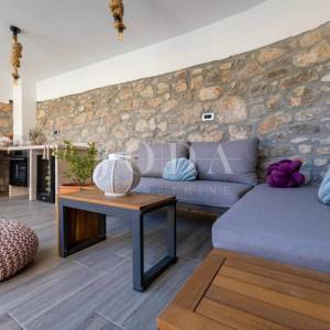 Luksuzna kamena villa s bazenom, Vrbnik - otok Krk