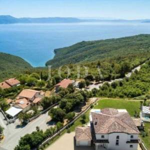 Luksuzna vila s prekrasnim pogledom na more