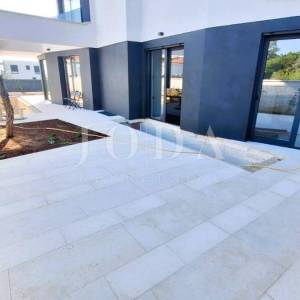 Luksuzni apartman s bazenom, otok Krk