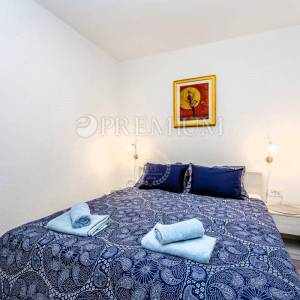 Malinska – apartman s okućnicom, 900 m od mora!
