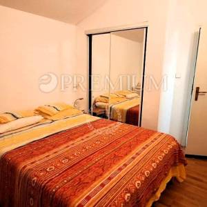 Malinska, apartman s pogledom na more, mirna lokacija! 