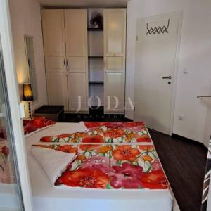 Malinska – apartman u visokom prizemlju u blizini plaže