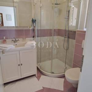Malinska – apartman u visokom prizemlju u blizini plaže