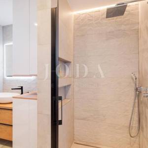 Malinska - namješteni apartman s pogledom na more
