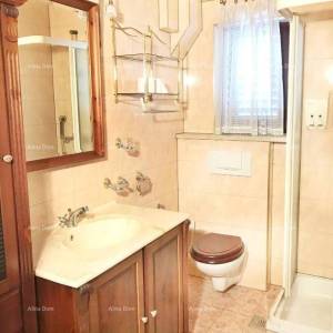 Medulin! Kuća s 4 stana !