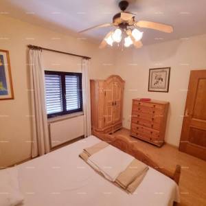 Medulin! Kuća s 4 stana !