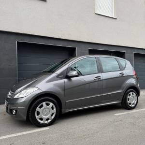 MERCEDES A-KLASA 180CDI AVANTGARDE /131tkm/prvi vlasnik/klima/odličan/