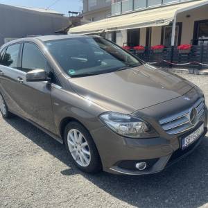 Mercedes B Klasa 180 CDI 2012god.