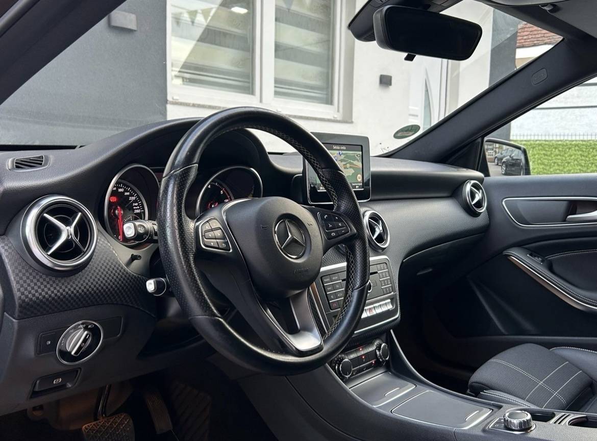 Mercedes-Benz A-klasa 180 CDI AUTOMATIK 2016 godina, u prometu od 2017