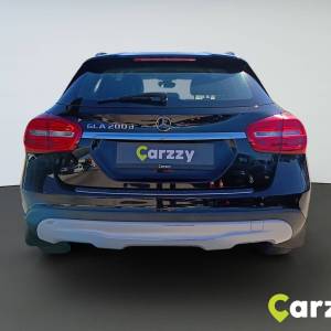 Mercedes-Benz GLA 200D