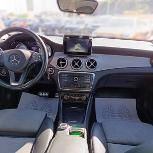 Mercedes-Benz GLA 200D