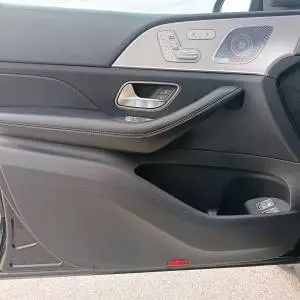 Mercedes-Benz GLE 300D 4MATIC AT