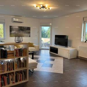 Moderan i prostran stan s pogledom na more – Ližnjan, 87,48 m²