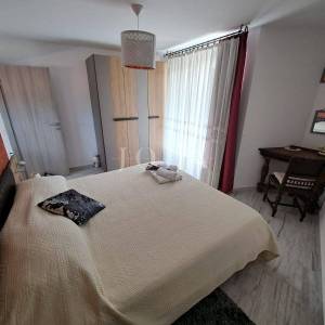 Moderna kuća s bazenom u okolici Dobrinja - Krk
