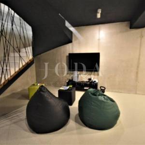Moderna urbana villa s bazenom, otok Krk