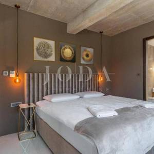 Moderna urbana villa s bazenom, otok Krk