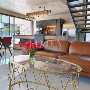 Moderna urbana villa s bazenom, otok Krk