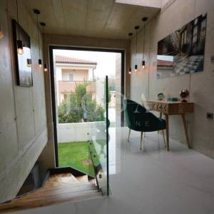 Moderna urbana villa s bazenom, otok Krk