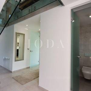 Moderna vila u zaleđu Crikvenice