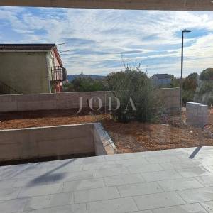 Moderna villa s bazenom i pogledom na more, otok Krk