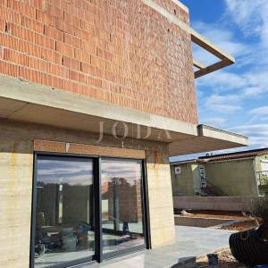 Moderna villa s bazenom i pogledom na more, otok Krk