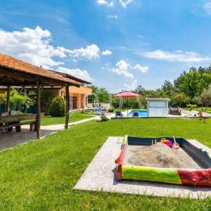 Motovun, okolica, kuća za odmor sa bazenom