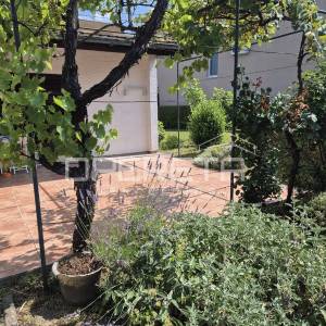 Najam, Kuća, Zaprešić-Centar, Otona Ivekovića , Poluugrađena, 130m2