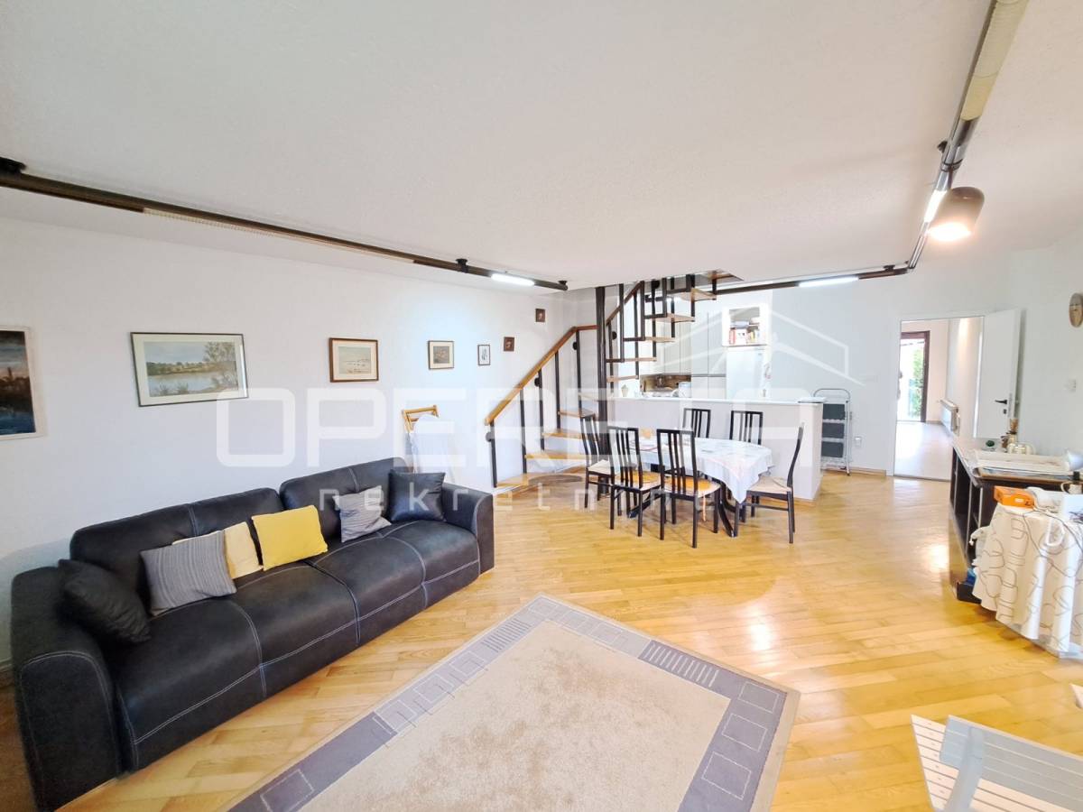 Najam, Kuća, Zaprešić-Centar, Otona Ivekovića , Poluugrađena, 130m2