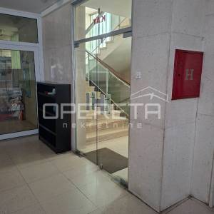 Najam, Poslovna zgrada, Centar, Centar, 26m2