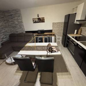 Najam, Rijeka, Mlaka, 43.49m2, 2s+db, velika terasa