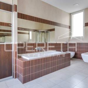 Najam, Stan, Centar, Ilirski trg, 5s, 160m2