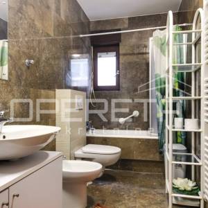 Najam, Stan, Remete, Kameniti stol, 4s, 120m2