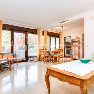 Najam, Stan, Remete, Kameniti stol, 4s, 120m2