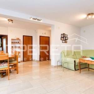 Najam, Stan, Remete, Kameniti stol, 4s, 120m2