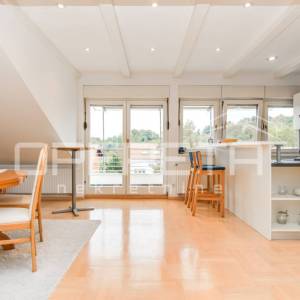 Najam, Stan, Remete, Kameniti stol, 2,5s, 100m2