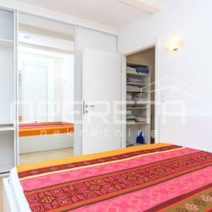 Najam, Stan, Remete, Kameniti stol, 2,5s, 100m2