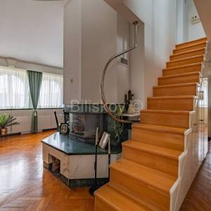 Najam, Zagreb, blizina Kvaternikov trg, dvoetažni stan 120 m²