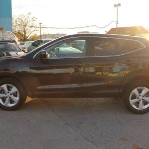 Nissan Qashqai 1.5 DCi *NAVIGACIJA, KAMERA*